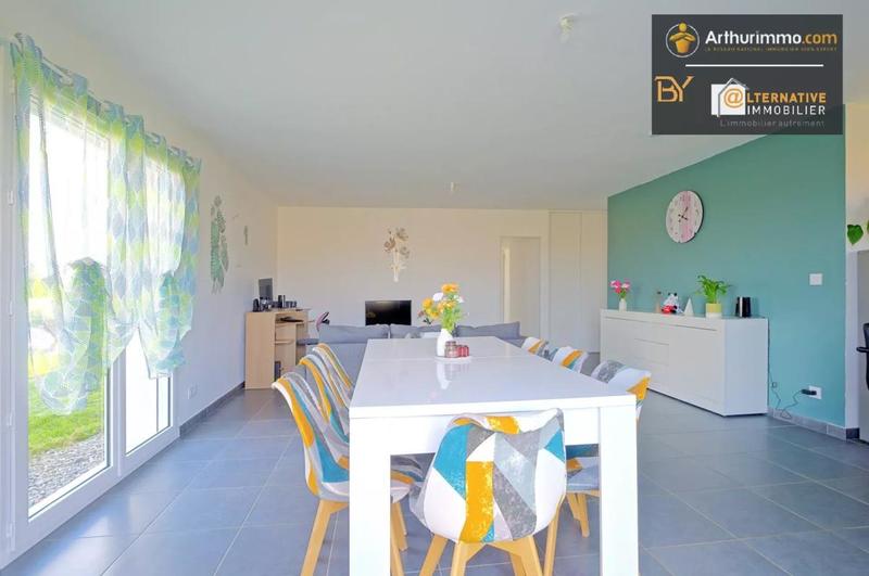 Maison - 105 m² - 6 pièces