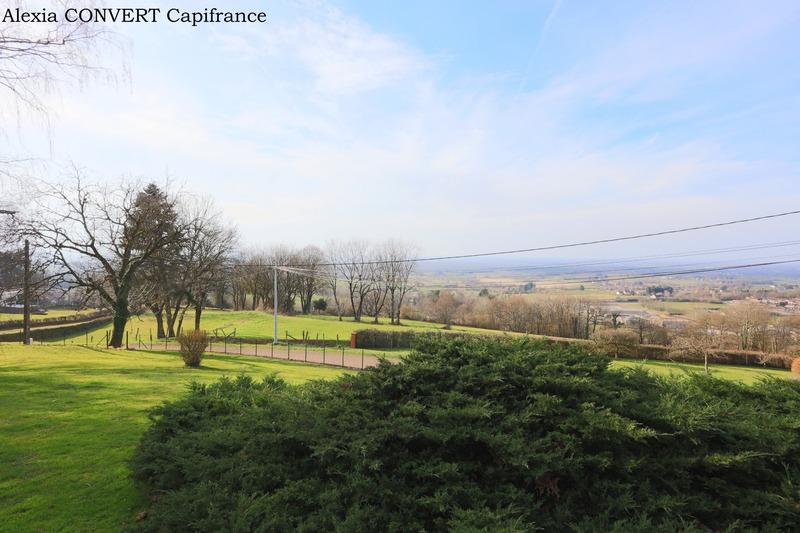 Maison - 97 m² - 5 pièces