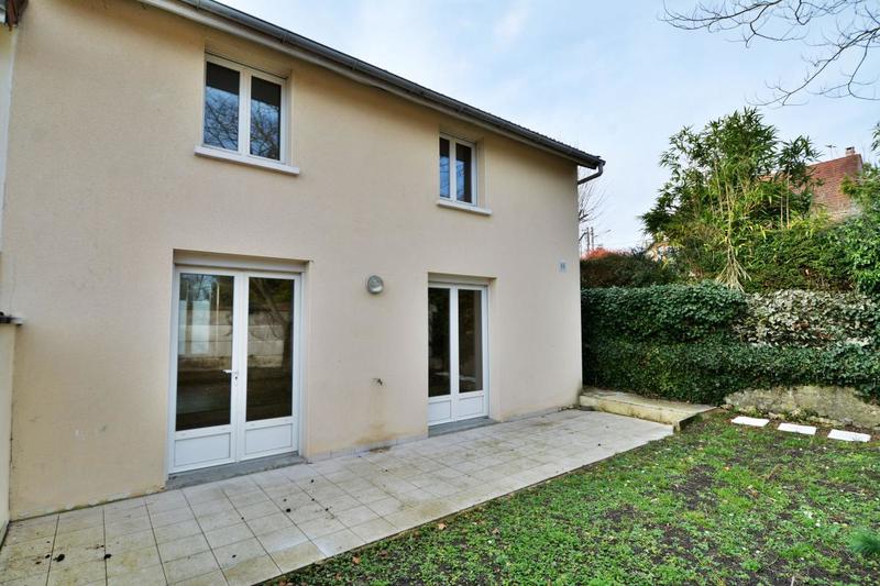 Maison - 77 m² - 4 pièces