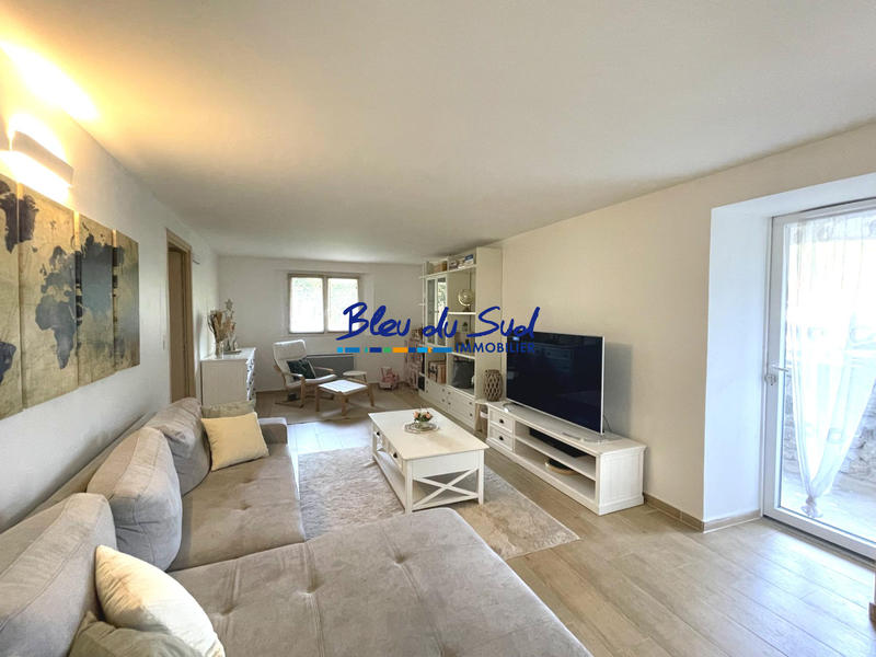 Appartement - 90 m² - 4 pièces