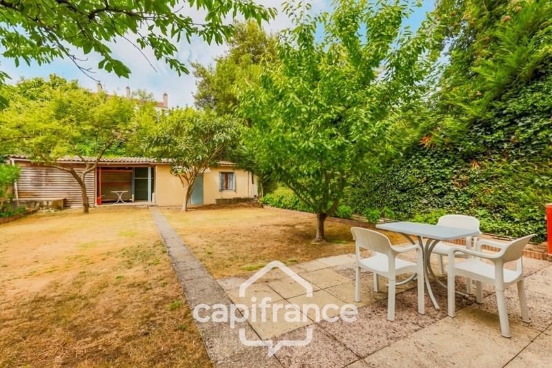 Maison - 95 m² - 5 pièces