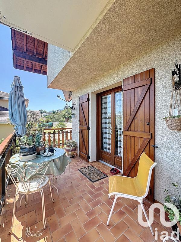 Maison - 211 m² - 6 pièces