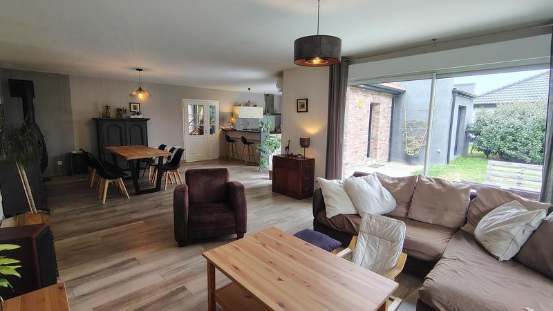 Maison - 162 m² - 6 pièces