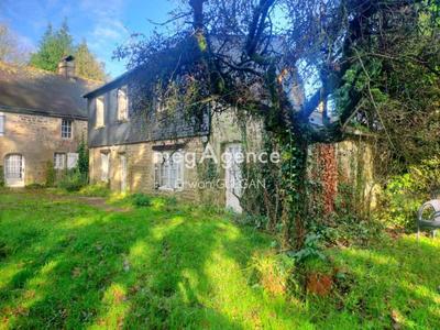 Maison - 265 m² - 11 pièces