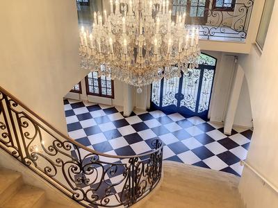 Château - 850 m² - 18 pièces