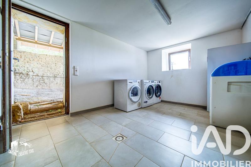 Maison - 250 m² - 7 pièces