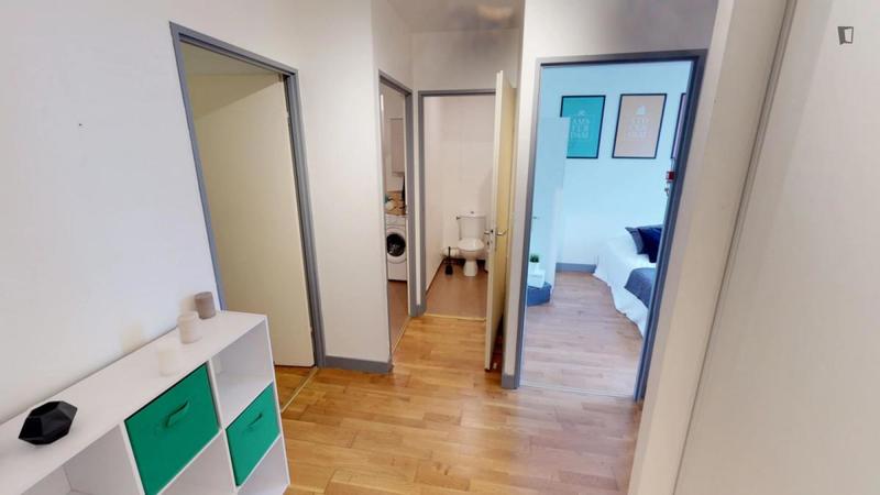 Chambre - 11 m² - 4 pièces