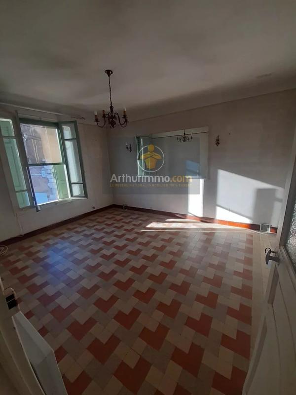 Maison - 181 m² - 3 pièces