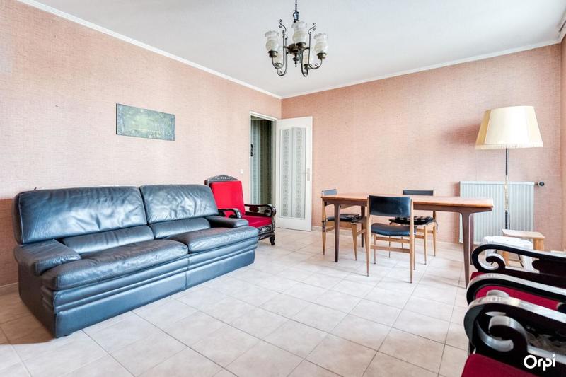 Appartement - 92 m² - 5 pièces