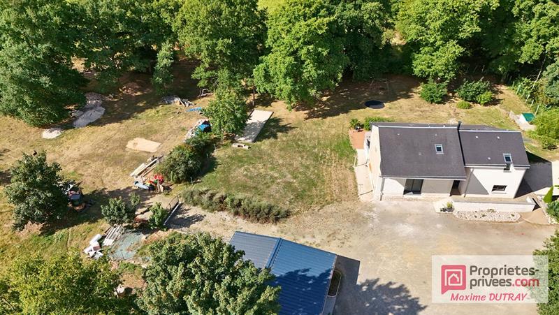 Maison - 210 m² - 6 pièces