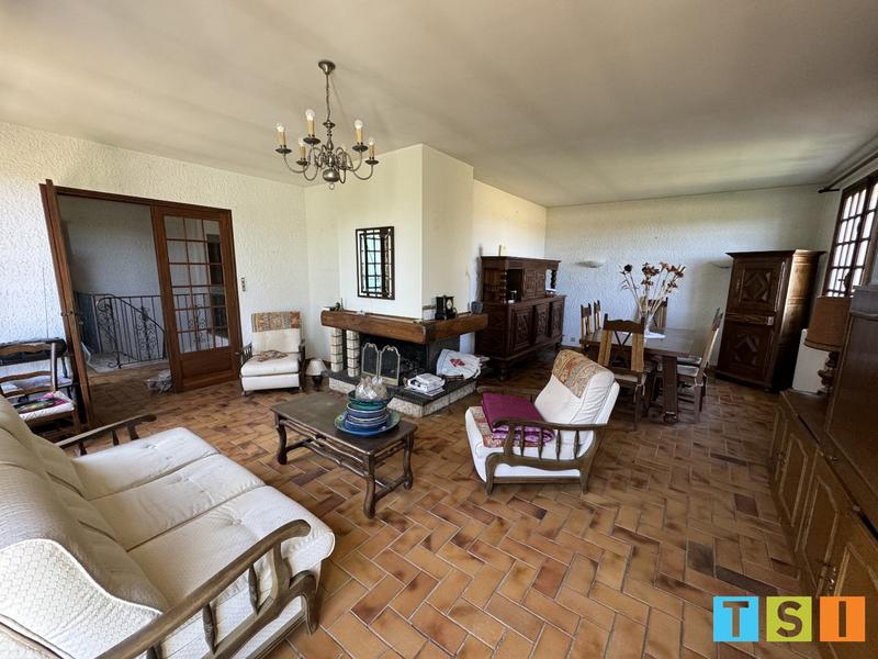 Maison - 153 m² - 6 pièces