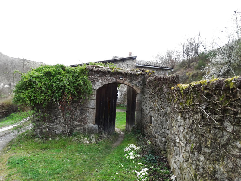 Maison - 245 m² - 8 pièces