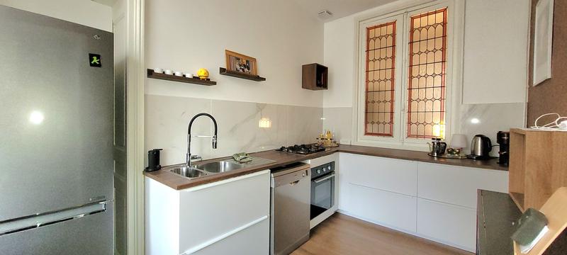 Appartement - 85 m² - 3 pièces