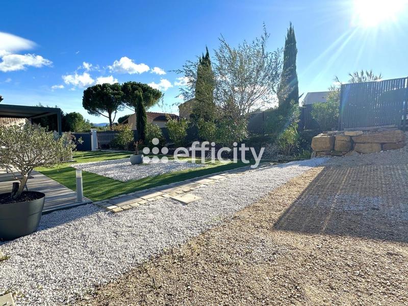 Villa - 143 m² - 8 pièces