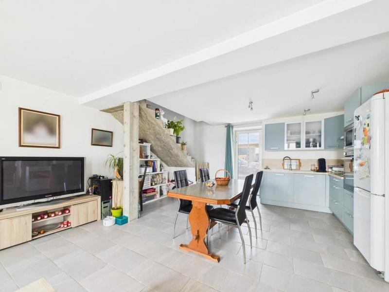 Maison - 105 m² - 4 pièces