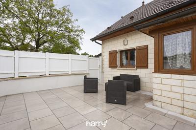 Maison - 174 m² - 7 pièces