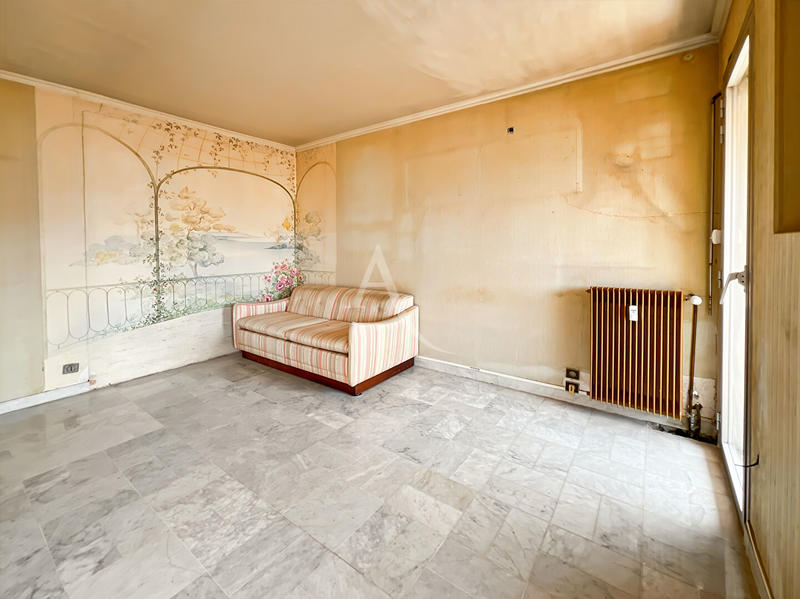 Appartement - 96 m² - 4 pièces