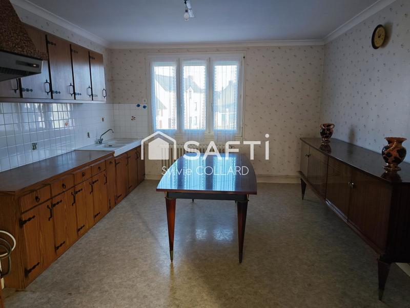 Maison - 126 m² - 8 pièces