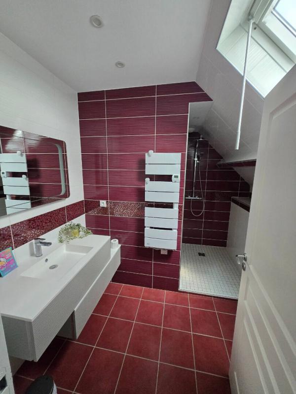 Maison - 168 m² - 7 pièces