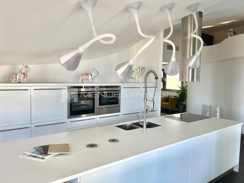 Appartement - 106 m² - 3 pièces