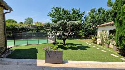 Villa - 191 m² - 6 pièces