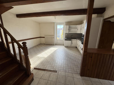 Maison - 95 m² - 6 pièces