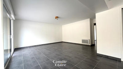 Appartement - 120 m² - 5 pièces