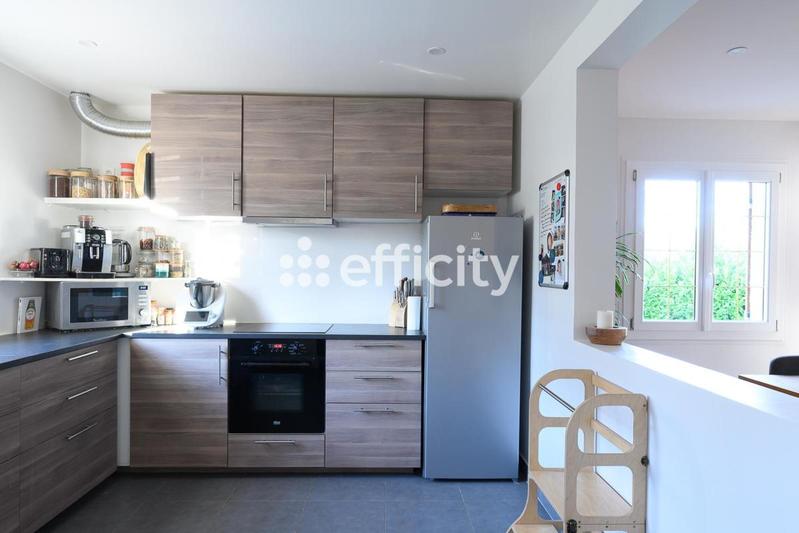 Maison - 151 m² - 7 pièces