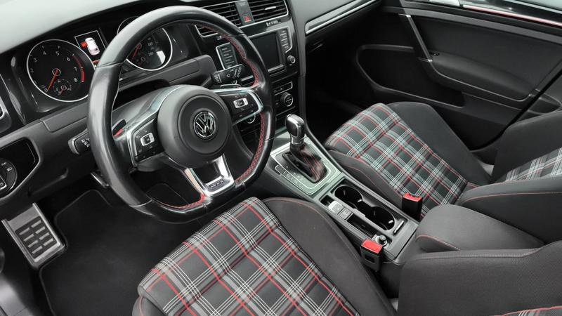 Volkswagen Golf GTi VII 2.0 Tfsi 230 Dsg6 Performance - Automatique