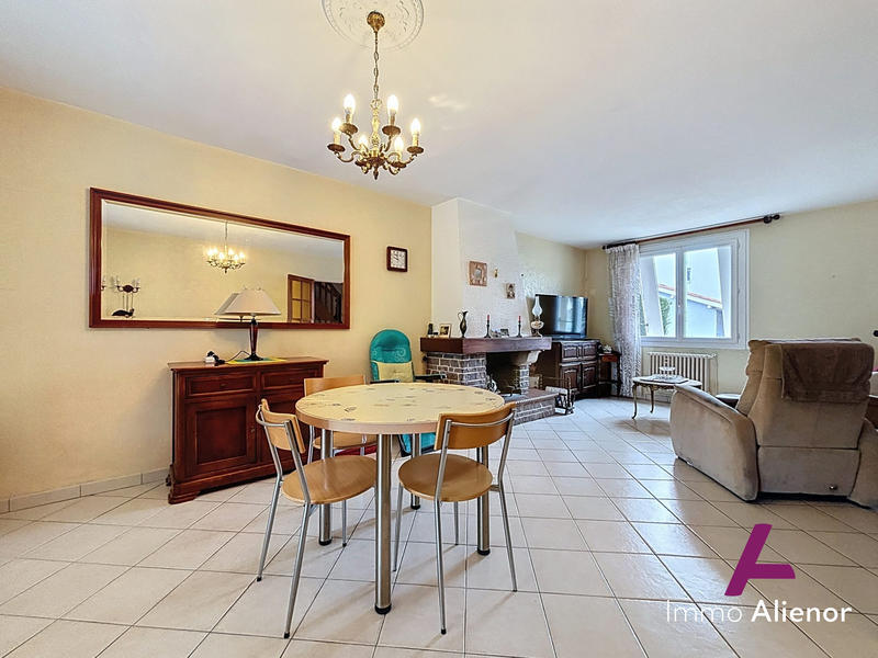 Maison - 109 m² - 5 pièces