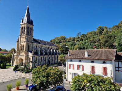 Appartement - 196 m² - 8 pièces