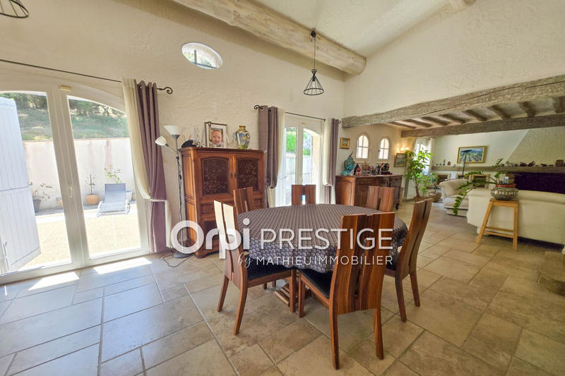 Villa - 149 m² - 6 pièces