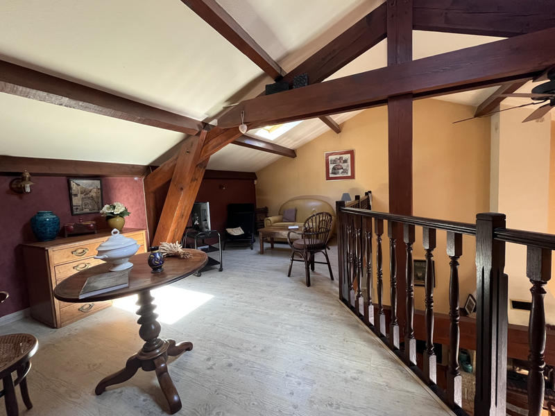 Maison - 140 m² - 5 pièces