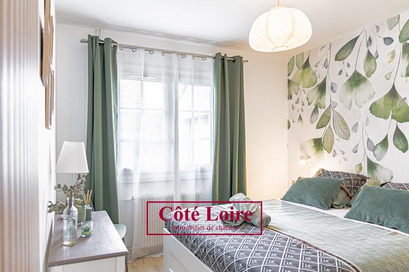 Maison - 300 m² - 11 pièces