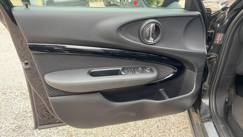 Mini Clubman 1.5 Cooper 136 Red Hot Chili