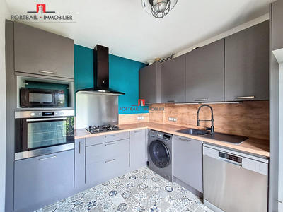 Maison traditionnelle - 135 m² - 6 pièces