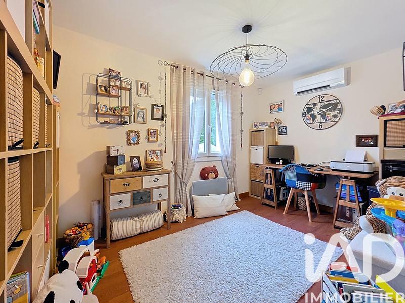 Maison - 102 m² - 5 pièces