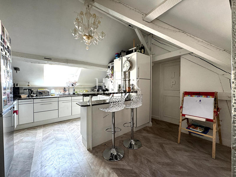 Appartement - 120 m² - 4 pièces