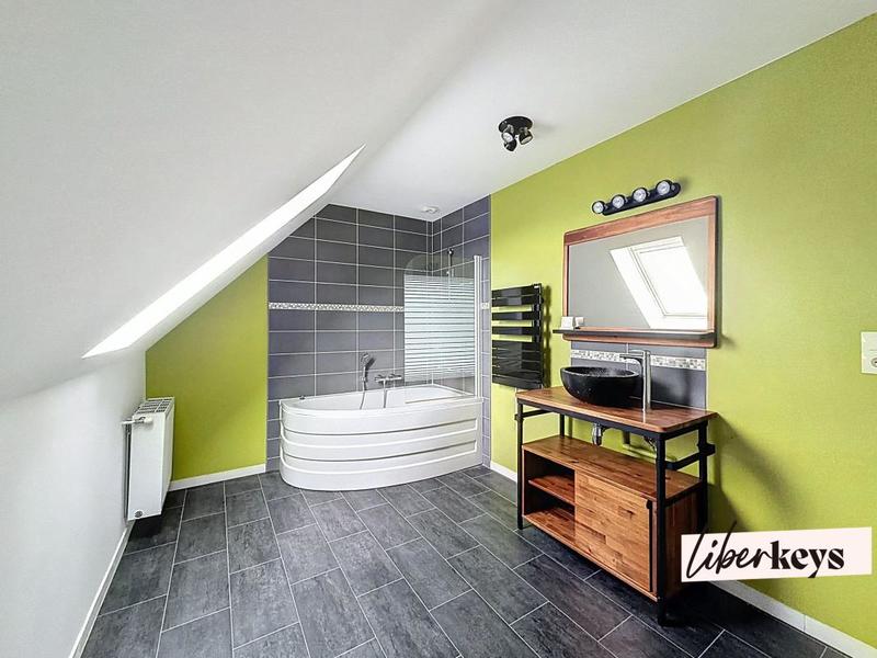 Maison - 139 m² - 6 pièces