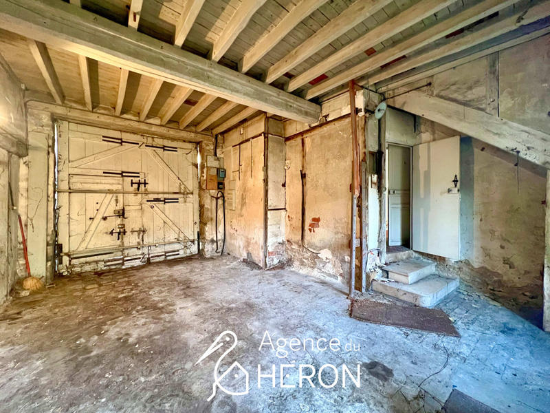 Maison - 470 m² - 19 pièces