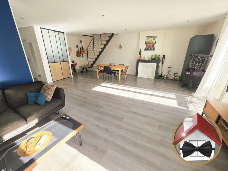 Appartement - 100 m² - 4 pièces