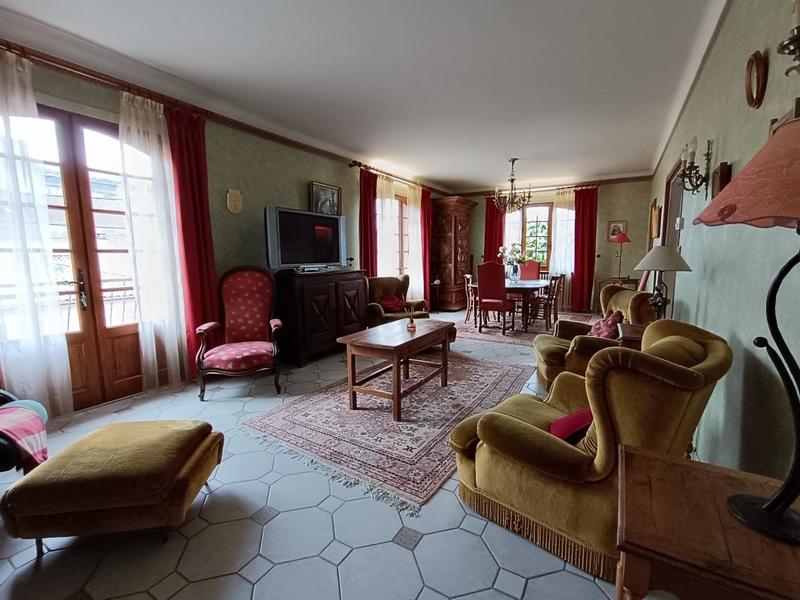 Maison de ville - 170 m² - 5 pièces