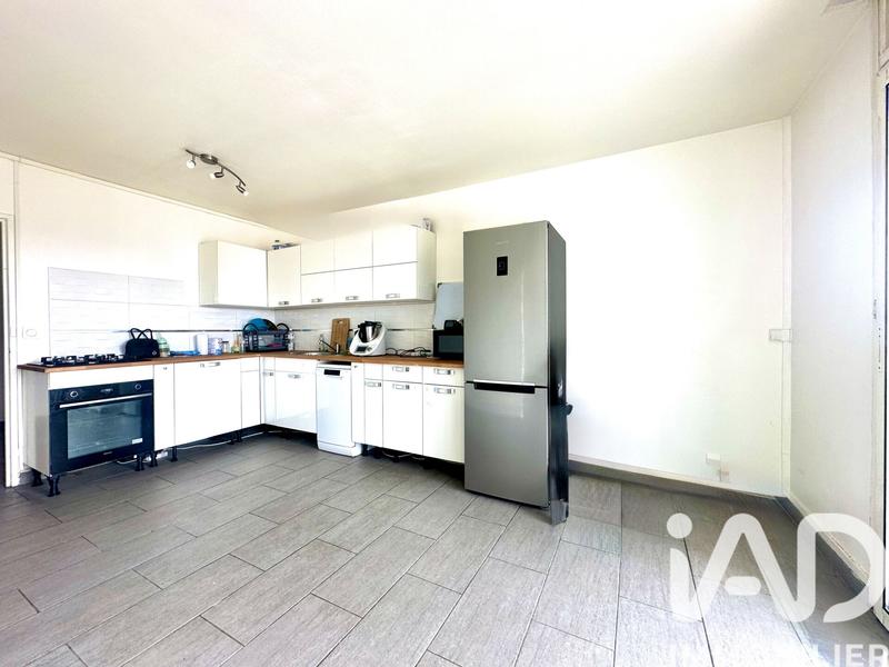 Appartement - 77 m² - 4 pièces