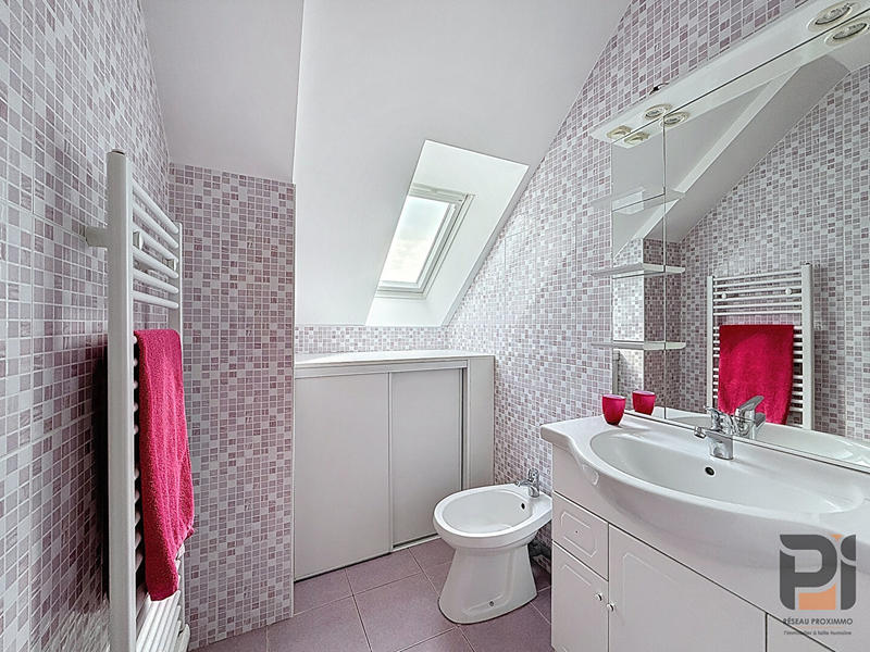 Maison - 168 m² - 6 pièces