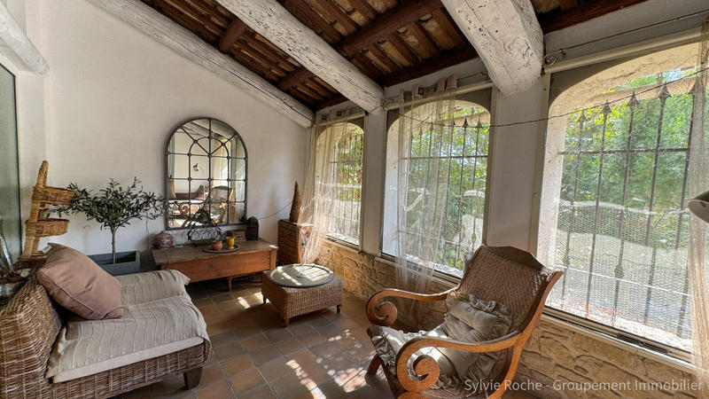 Mas - 254 m² - 10 pièces