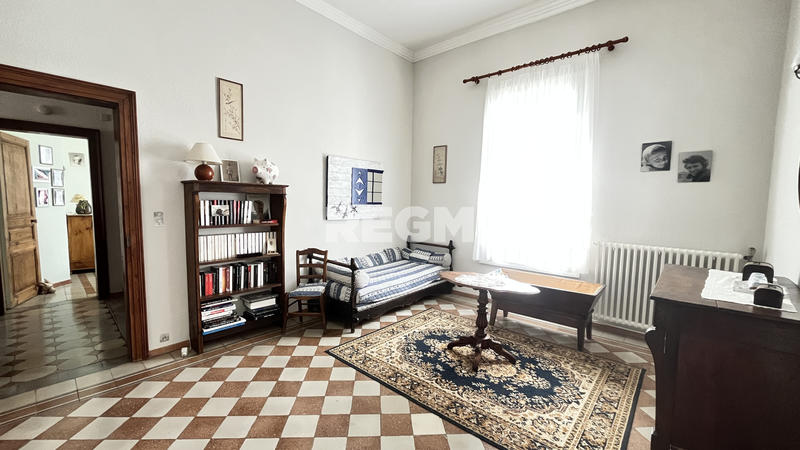 Propriété - 185 m² - 7 pièces