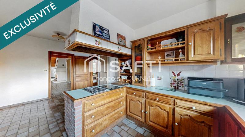 Maison - 196 m² - 7 pièces