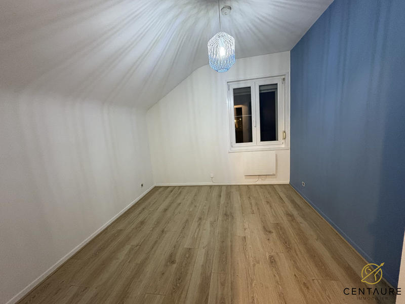 Maison - 92 m² - 4 pièces