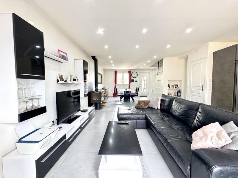 Immeuble - 160 m² - 7 pièces