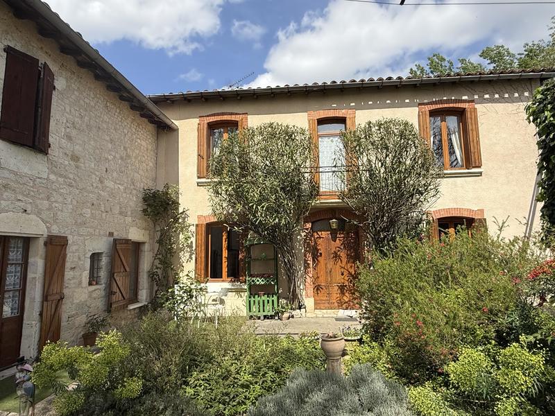 Corps de ferme - 179 m² - 10 pièces